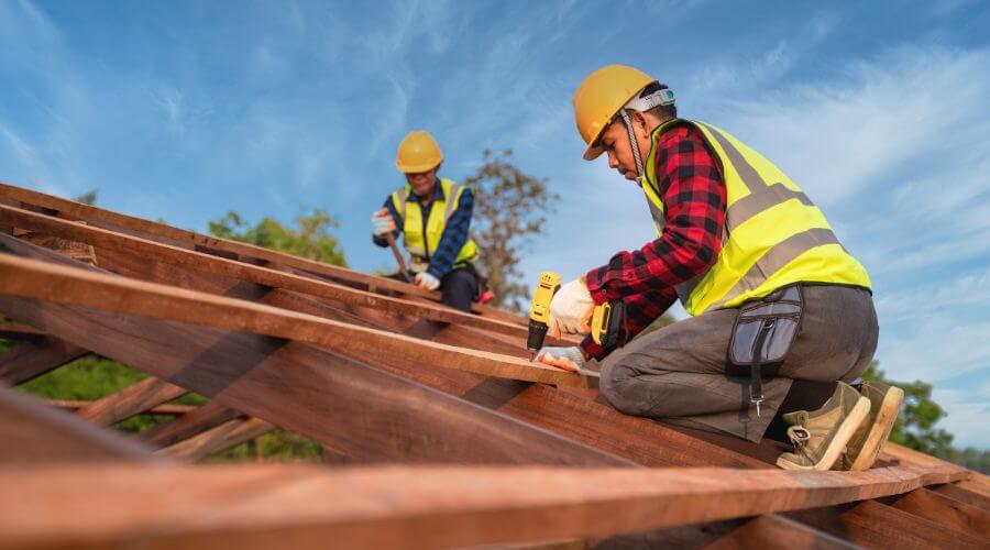 Professional Flat Roofing Installation services in Memphis, IN